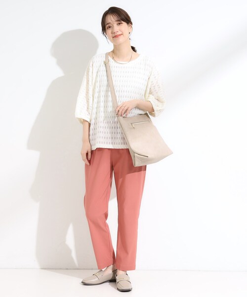 SHOO・LA・RUE(シューラルー)の「【デイリー使いに】フロント2ポケット ショルダーバッグ(ショルダーバッグ・レディース・ブラック/キャメル/ベージュ/グレー/ブルーグリーン/レッド系1・00)」の18枚目の写真