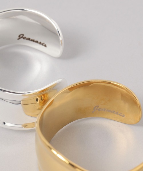 JEANASIS(ジーナシス)の「ステンレスニュアンスバングル/580548(バングル/リストバンド・レディース・シルバー/ゴールド・FREE)」の5枚目の写真