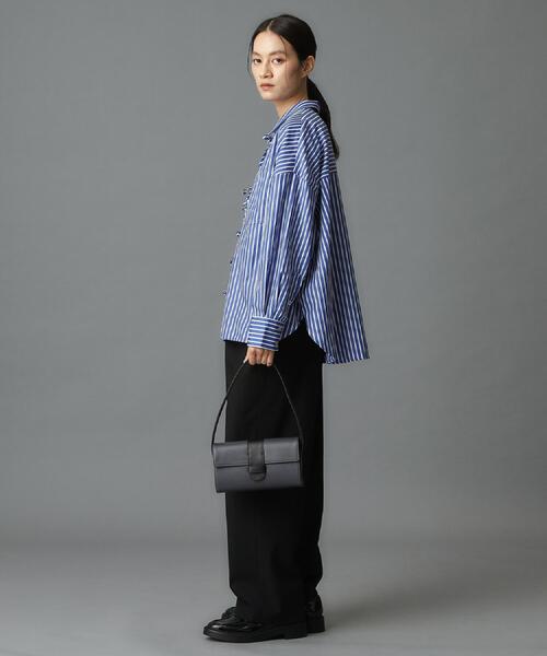 HIROKO HAYASHI(ヒロコハヤシ)の「PRATICO(プラティコ)ハンドバッグ(ハンドバッグ・レディース・チャコール・00)」の2枚目の写真
