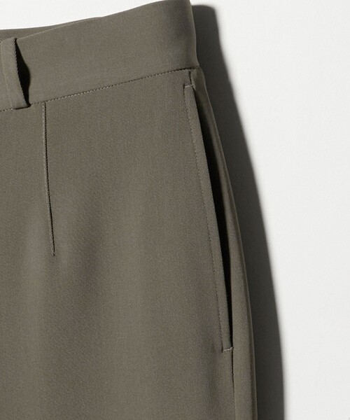 UNITED ARROWS(ユナイテッドアローズ)の「シャーリーカルゼ モダンストレート パンツ -ヨコストレッチ 防しわ-(その他パンツ・メンズ・オリーブ/ブラック・XL/M/S/L)」の13枚目の写真