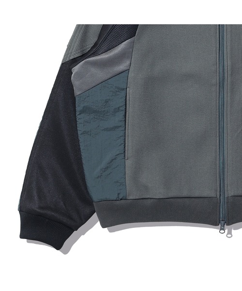 elephant TRIBAL fabrics(エレファントトライバルファブリックス)の「elephant TRIBAL fabrics THERMAL TRACK JKT(その他アウター・メンズ・レッド/セージグリーン/ブラック・FREE)」の9枚目の写真