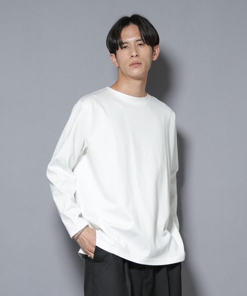 NANO universe(ナノユニバース)の「「NJ/CLUB」モクロディ ボートネック サイドスリットTシャツ(Tシャツ/カットソー・メンズ・グレー系その他4/ブラック/ホワイト・M/S/L)」の2枚目の写真