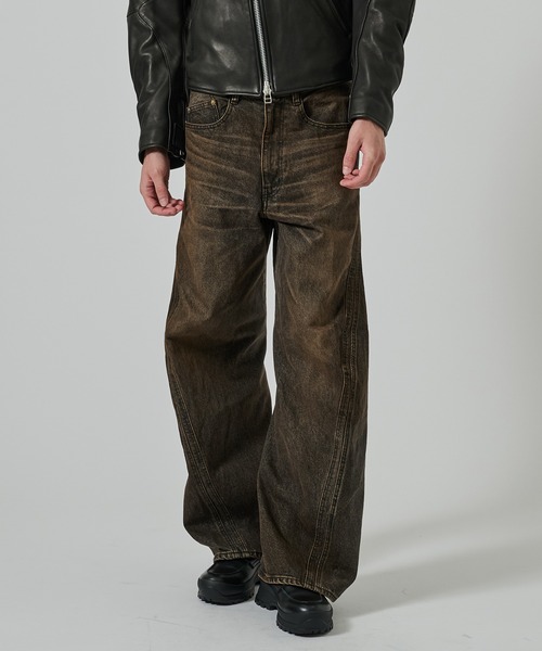 NVRFRGT(ネヴァーフォーゲット)の「【NVRFRGT】3D TWISTED WIDE LEG JEANS(デニムパンツ・メンズ・インディゴブルー/ブラック・2/1)」の2枚目の写真