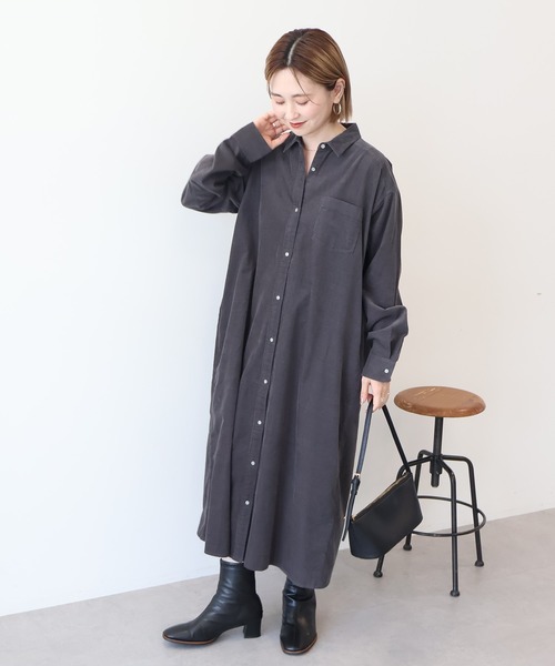 AMERICAN HOLIC(アメリカンホリック)の「コーデュロイシャツワンピース(ワンピース・レディース・チャコールグレー/ブルー/グレイッシュベージュ/ブラウン・M/L)」の14枚目の写真