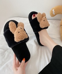 pyornim（ピョルニム）の「くまちゃん付き ふわふわスリッパ ルームシューズ（ルームシューズ/スリッパ）」