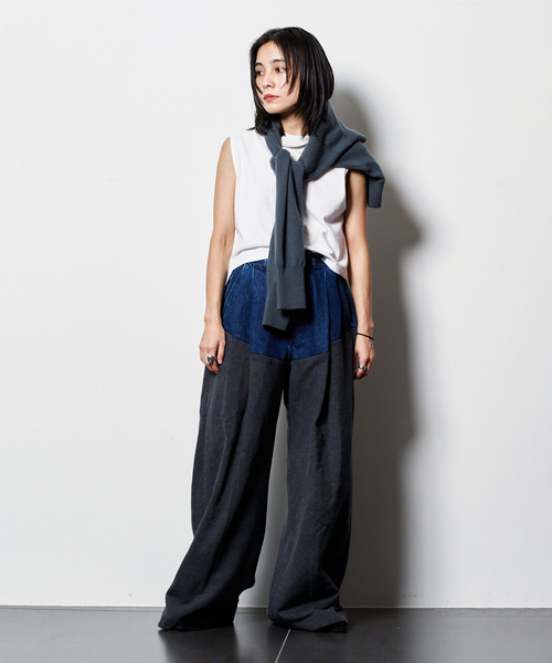 extreme cashmere(エクストリーム カシミヤ)の「EXTREME CASHMERE X LEMON:カーディガン(ニット/セーター・レディース・チャコールグレー/イエロー・FREE)」の6枚目の写真