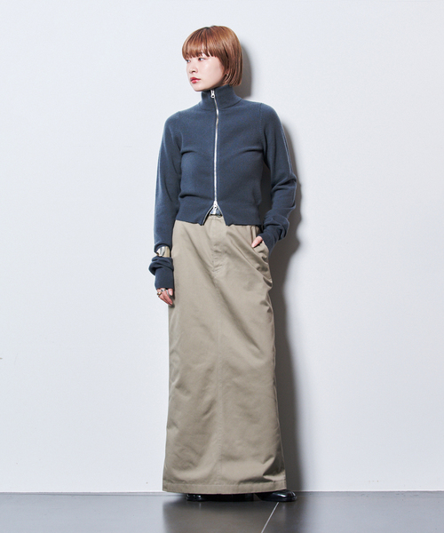 extreme cashmere(エクストリーム カシミヤ)の「EXTREME CASHMERE X LEMON:カーディガン(ニット/セーター・レディース・チャコールグレー/イエロー・FREE)」の8枚目の写真