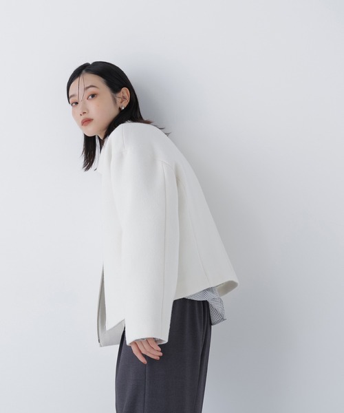 NATURAL BEAUTY BASIC（ナチュラルビューティーベーシック）の「◇ステンカラージップブルゾン（ブルゾン・レディース・ダークブラウン/グレイッシュベージュ/オフホワイト・MEDIUM/SMALL）」の8枚目の写真