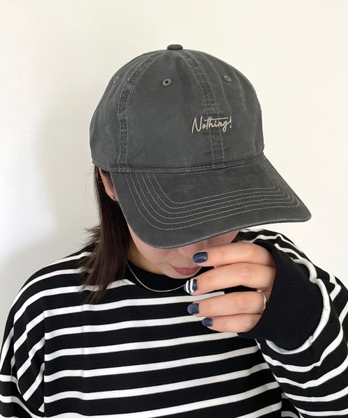 CRB(シーアールビー)の「ピグメントロゴキャップ(キャップ・レディース・ピンク/ベージュ/パープル/ブラック/ワイン/チャコールグレー・F)」の1枚目の写真