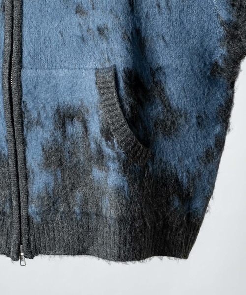 KUUUPY（クーピー）の「Gradient Shaggy Zip Knit Hoodie - グラデーションシャギージップニットパーカー（パーカー・メンズ・ブラック/ブルー・SMALL/MEDIUM/LARGE）」の7枚目の写真