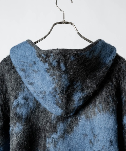 KUUUPY（クーピー）の「Gradient Shaggy Zip Knit Hoodie - グラデーションシャギージップニットパーカー（パーカー・メンズ・ブラック/ブルー・SMALL/MEDIUM/LARGE）」の11枚目の写真