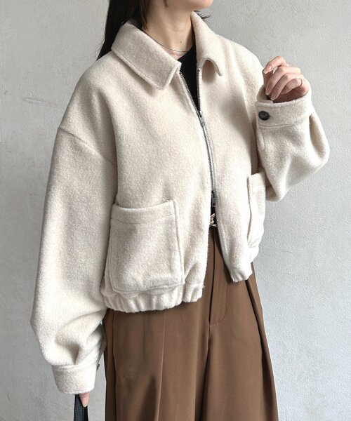 Thevon（ゼボン）の「ステンカラーブークレブルゾン（ブルゾン・レディース・ブラウン/アイボリー・FREE）」の2枚目の写真