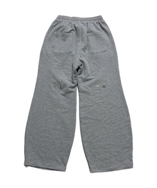 Chikashitsu +(チカシツプラス)の「【Chikashitsu +】back button straight sweat pants / 【チカシツプラス】バックボタンストレートスウェットパンツ(スウェットパンツ・メンズ・ブラック/グレー・ONE SIZE)」の14枚目の写真