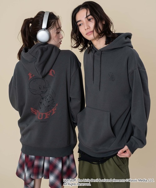 WEGO(ウィゴー)の「∴WEGO/【HOTSTUFF】グラフィックプルパーカー(パーカー・メンズ・スミクロ/ホワイト・MEDIUM/LARGE)」の2枚目の写真