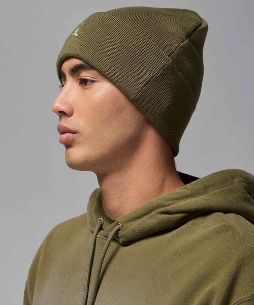 JORDAN BRAND(ジョーダンブランド)の「ジョーダン ピーク エッセンシャル ビーニー / Jordan Peak Essential Beanie FN4672-222 Medium Olive(ニットキャップ/ビーニー・メンズ・オリーブ・ONE SIZE)」の3枚目の写真