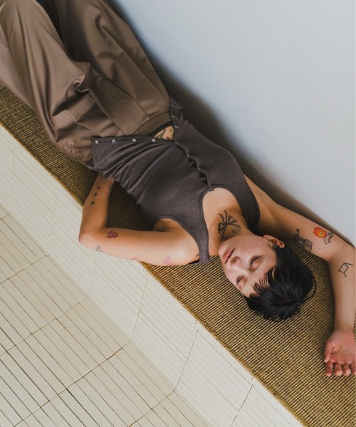 lit（リット）の「Knit Layered Like Pants（スラックス・レディース・ダークグレー/モカ・36/38）」の11枚目の写真