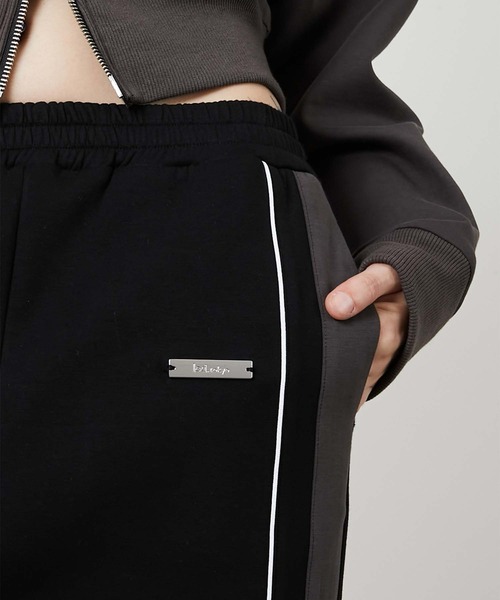 led.tokyo（レッドトウキョウ）の「【led.tokyo】LD TRACK PANTS/トラックパンツ（その他パンツ・レディース・グレー/ブラック・FREE）」の6枚目の写真