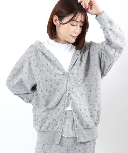 JEMORGAN(ジェーイーモーガン)の「JEMORGAN(ジェーイーモーガン)ガーゼ裏毛 花柄スウェットジップアップパーカー/ビッグシルエット/長く着られる大人のルーム&ワンマイル(パーカー・レディース・グレー系その他2/ホワイト系その他/ホワイト系その他3/ホワイト系その他2/グレー系その他・FREE)」の18枚目の写真