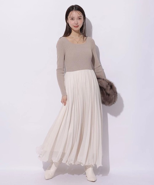 Mystrada（マイストラーダ）の「プリーツメローラメニットワンピース