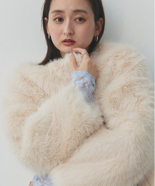 ノーカラー フェイクファーコート（ノーカラーコート）｜ad thie