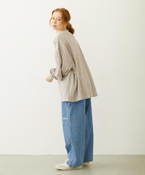 MILKFED.（ミルクフェド）の「STRIPED FLOWER WAFFLE L/S TOP（Tシャツ/カットソー・レディース・アッシュ/オフホワイト・ONE SIZE）」の9枚目の写真