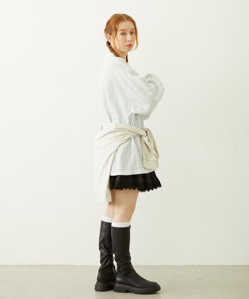 MILKFED.（ミルクフェド）の「STRIPED FLOWER WAFFLE L/S TOP（Tシャツ/カットソー・レディース・アッシュ/オフホワイト・ONE SIZE）」の21枚目の写真