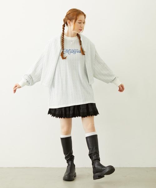 MILKFED.（ミルクフェド）の「STRIPED FLOWER WAFFLE L/S TOP（Tシャツ/カットソー・レディース・アッシュ/オフホワイト・ONE SIZE）」の15枚目の写真
