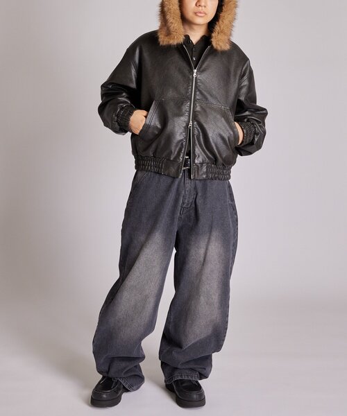 WHO'S WHO gallery（フーズフーギャラリー）の「【2way/ファー取り外し可能】ヴィンテージライクレザーファーフードブルゾン（ブルゾン・レディース・ブラック/ブラウン・SMALL/MEDIUM）」の17枚目の写真