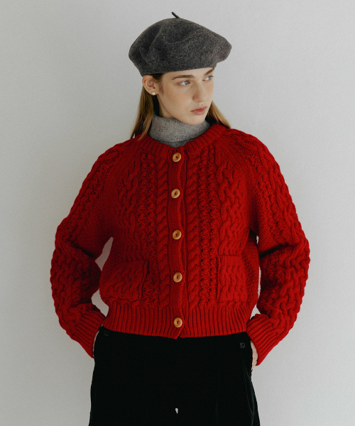 TTUDEMENT（トュードメント）の「CABLE CARDIGAN RED（カーディガン/ボレロ・レディース・その他・FREE）」の2枚目の写真