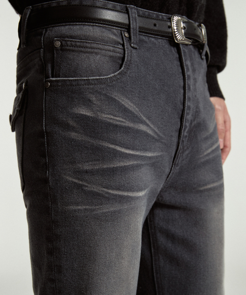 WESLEYHYUSTON(ウェズリーユーストン)の「Rowel embroidery boots cut denim pants dark grey(デニムパンツ・メンズ・その他・SMALL/MEDIUM/LARGE)」の3枚目の写真