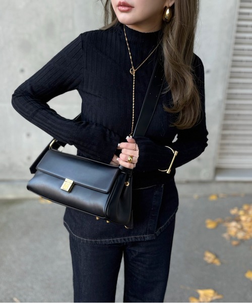 LAULEN(ローレン)の「random pattern off neck rib knit /ランダムパターンオフネックリブニット(ニット/セーター・レディース・ネイビー/オートミール/ブラック・FREE)」の2枚目の写真