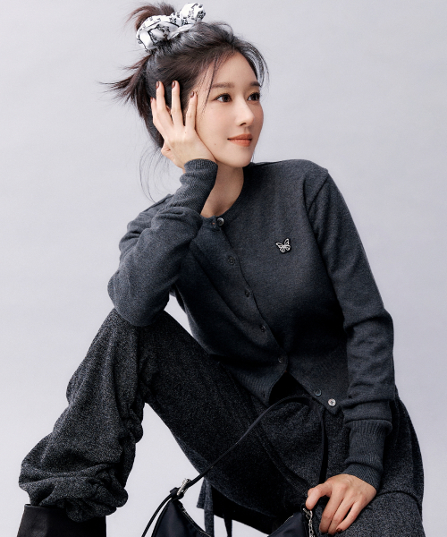 NICK&NICOLE(ニックアンドニコール)の「BUTTERFLY JAQUARD KNIT CARDIGAN_CHARCOAL(カーディガン/ボレロ・レディース・チャコール・FREE)」の2枚目の写真
