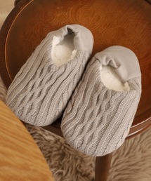 Ree&Mee（リーアンドミー）の「Ree&Mee 暖か もこもこ 内側ボア ニット ルームシューズ  バブシュー 縄柄 スリッパ（ルームシューズ/スリッパ）」