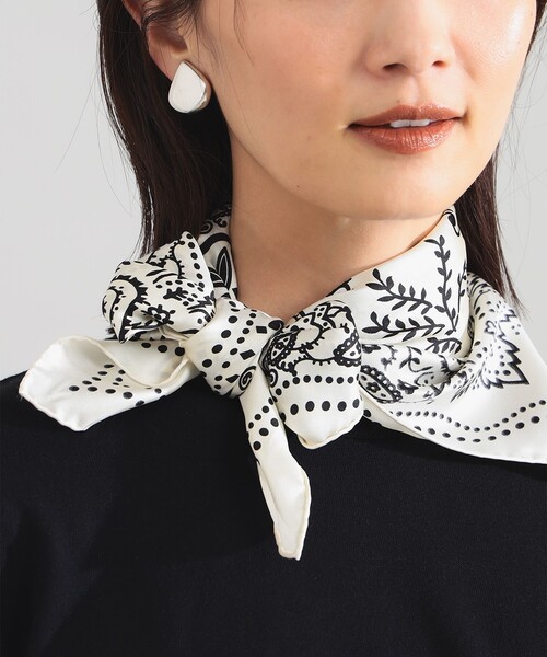 manipuri（マニプリ）の「【別注】manipuri / カレイド バンダナ スカーフ（バンダナ/スカーフ・レディース・ブラック/ホワイト・ONE SIZE）」の10枚目の写真