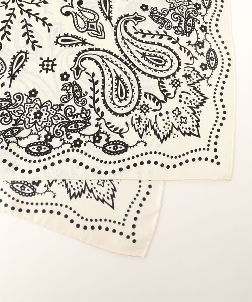 manipuri（マニプリ）の「【別注】manipuri / カレイド バンダナ スカーフ（バンダナ/スカーフ・レディース・ブラック/ホワイト・ONE SIZE）」の7枚目の写真