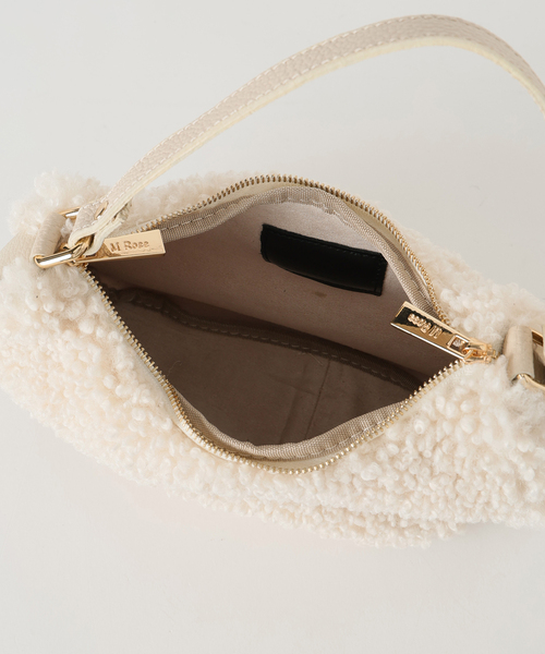 La TOTALITE（ラトータリテ）の「M Rose/エンメローズ ファーバッグ（ショルダーバッグ・レディース・ブラック/アイボリー・FREE）」の14枚目の写真