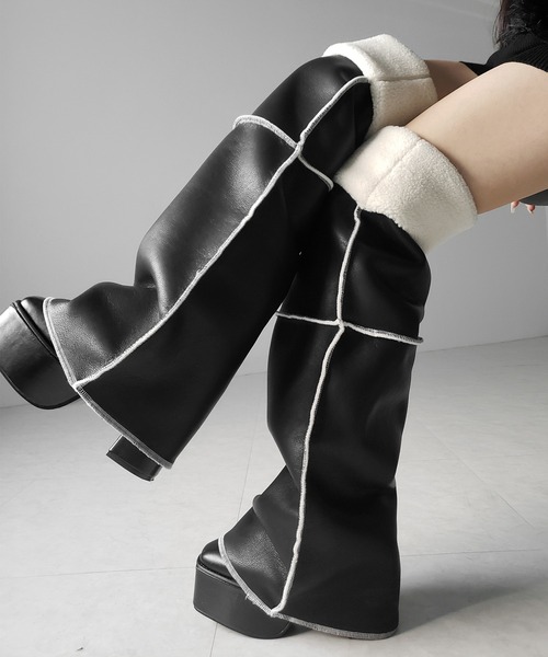 me+em select(ミームセレクト)の「【 ニーハイにもなる2WAY 】ムートンフェイクレザールーズレッグカバー / mouton fake leather loose leg cover(レッグウォーマー・レディース・ブラック・FREE)」の8枚目の写真