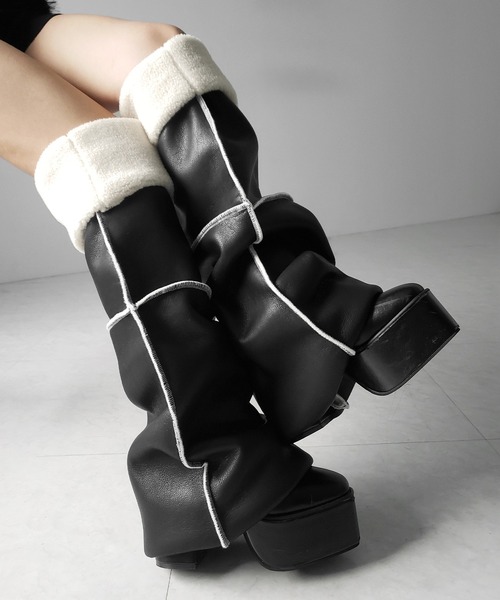 me+em select(ミームセレクト)の「【 ニーハイにもなる2WAY 】ムートンフェイクレザールーズレッグカバー / mouton fake leather loose leg cover(レッグウォーマー・レディース・ブラック・FREE)」の10枚目の写真