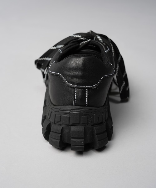 MAISON SPECIAL(メゾンスペシャル)の「《UNISEX》【SPECIAL SHOES FACTORY COLLABORATION】Rattling Sole Low-cut Sneakers/ラトリングソールローカットスニーカー【MAISON SPECIAL/メゾンスペシャル】(スニーカー・メンズ・その他1/ブラック・28.5/26.5/27.5/25.5)」の5枚目の写真