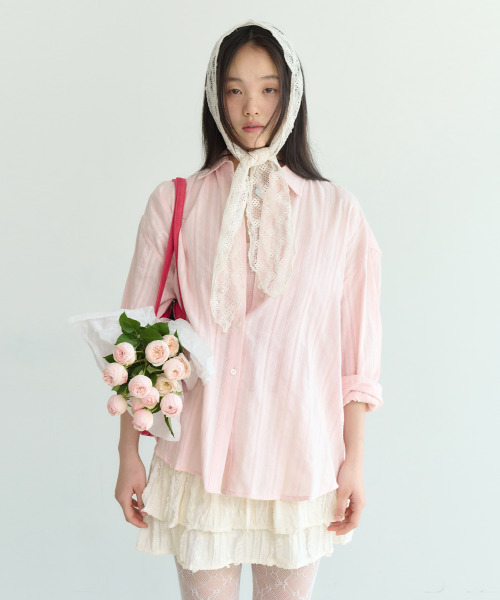 FUN FROM FUN(ファンフロムファン)の「EYELET OVERFIT SHIRTS, PEACH(シャツ/ブラウス・レディース・その他・OS)」の2枚目の写真