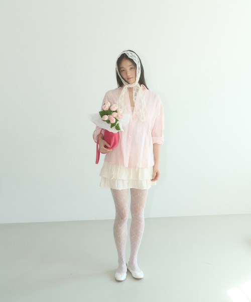 FUN FROM FUN(ファンフロムファン)の「EYELET OVERFIT SHIRTS, PEACH(シャツ/ブラウス・レディース・その他・OS)」の3枚目の写真