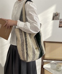 IRADOWL（アイラドール）の「ボア素材マルチ柄トートバッグ（トートバッグ）」