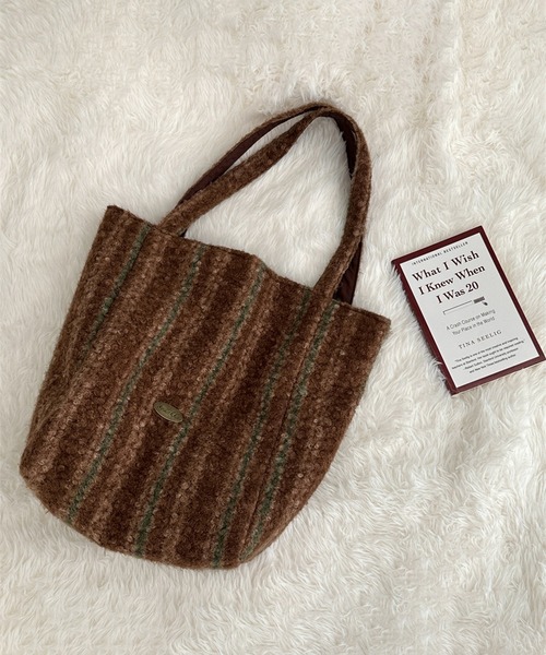 IRADOWL(アイラドール)の「ボア素材マルチ柄トートバッグ(トートバッグ・レディース・B/A/C/D/E・FREE)」の8枚目の写真