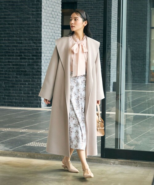 ANAYI（アナイ）の「【Eternal Line 2026】◇スクエアワンハンドルバッグ（ハンドバッグ・レディース・オフホワイト/グレイッシュベージュ/ブラック・FREE）」の19枚目の写真