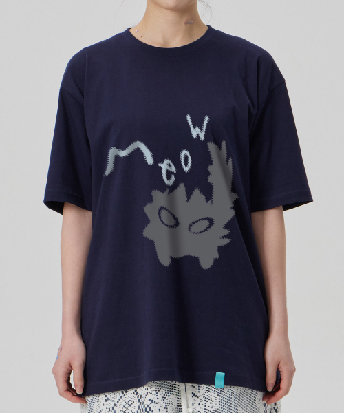ASTRAL PROJECTION（アストラルプロジェクション）の「[ミユキャット]コットンルーズフィット半袖Tシャツ_スペースネイビー（Tシャツ/カットソー・メンズ・その他・LARGE/MEDIUM/X-LARGE/XX-LARGE）」の3枚目の写真