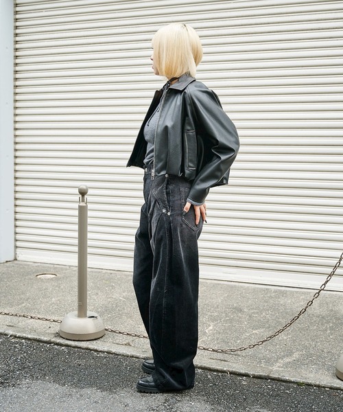 CONZ（コンズ）の「BALLOON LEATHER ZIP UP JACKET（ブルゾン・レディース・ブラック・1/2）」の7枚目の写真