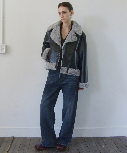 EN OR(エンオール)の「TAILORED SHEARING JACKET - BLACK(ムートンコート・レディース・その他・FREE)」の2枚目の写真