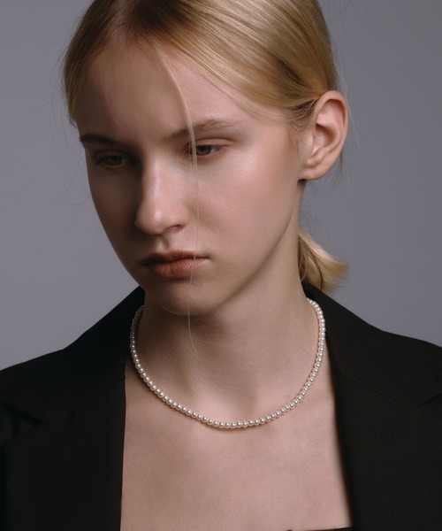 CENE(セネ)の「【CENE】セネ/ベーシックミディアムパールネックレス/37cm(ネックレス・レディース・ゴールド/シルバー・FREE)」の5枚目の写真