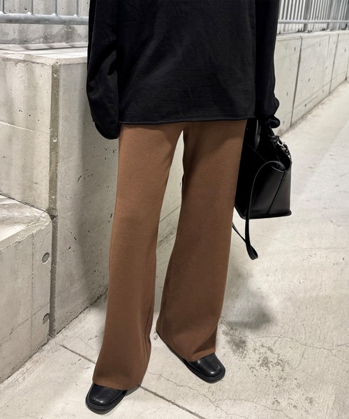 ISOOK（アイスー）の「リラックスニットワイドスリットパンツ(chiica select) / ニットパンツ リラックスパンツ ロング フレア ウエストゴム ブラウン ベージュ（その他パンツ・レディース・ベージュ/ブラウン・FREE）」の8枚目の写真