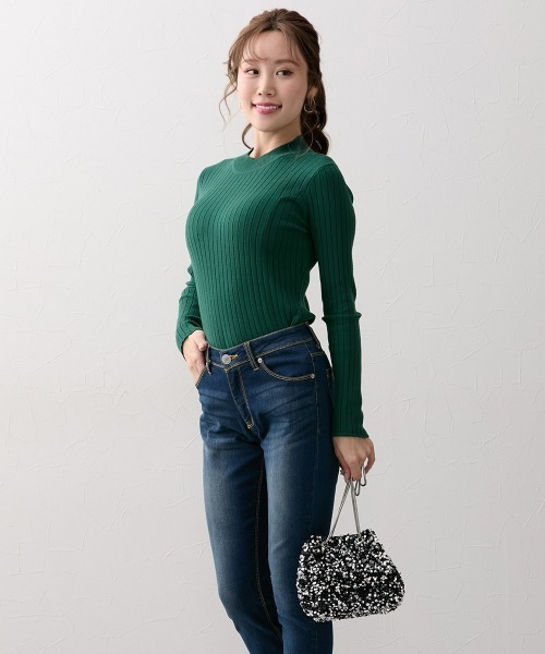 Nissen glamor(ニッセングラマー)の「【大きい胸専用】ぴったりシルエットプチハイニット(ニット/セーター・レディース・ブラック/グリーン・L/LL/3L/M)」の21枚目の写真